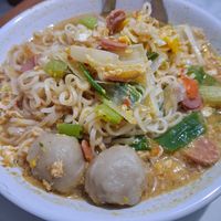 Sarimi ayam bawang