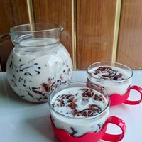 Es Lumut: Minuman Segar yang Unik dan Menyegarkan