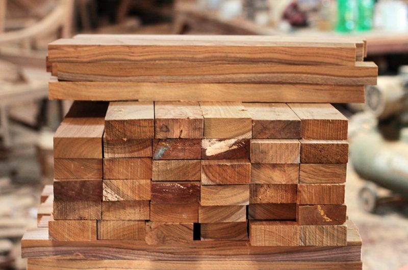 Perbedaan Kayu Biasa Dengan Kayu Jati