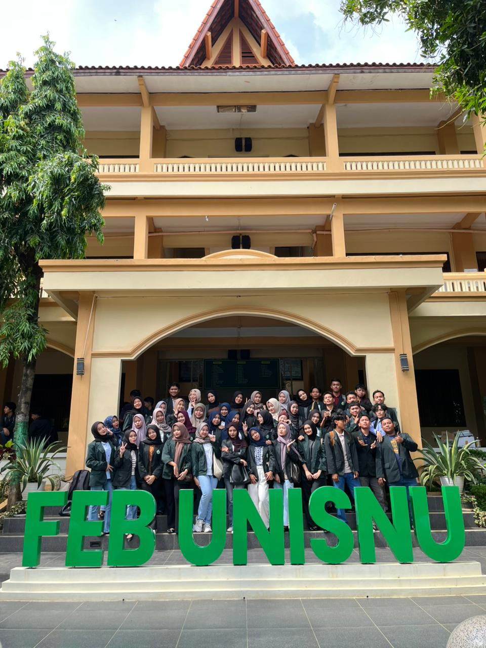 Belajar Bisnis Online di FEB Universitas Islam Nahdlatul Ulama Jepara