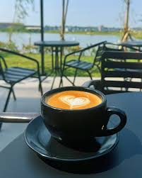Secangkir Kopi Susu, Sejuta Kenikmatan