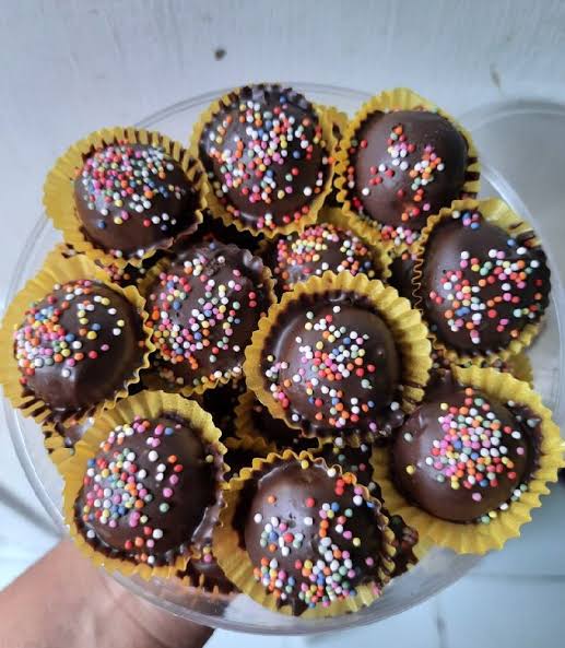Kue kering coklat