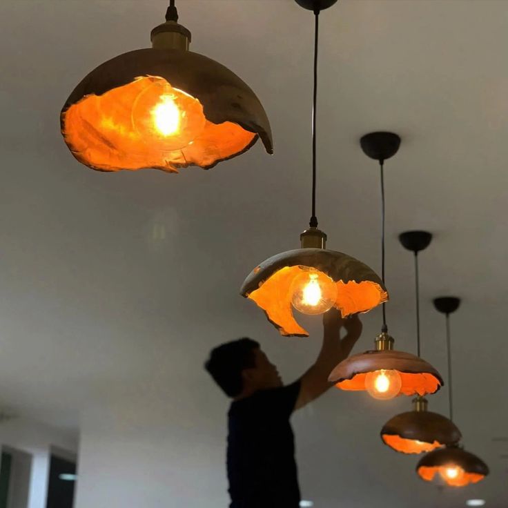 Cara Merawat Lampu Hias Agar Tetap Awet