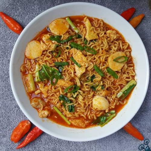 Mie Nyemek