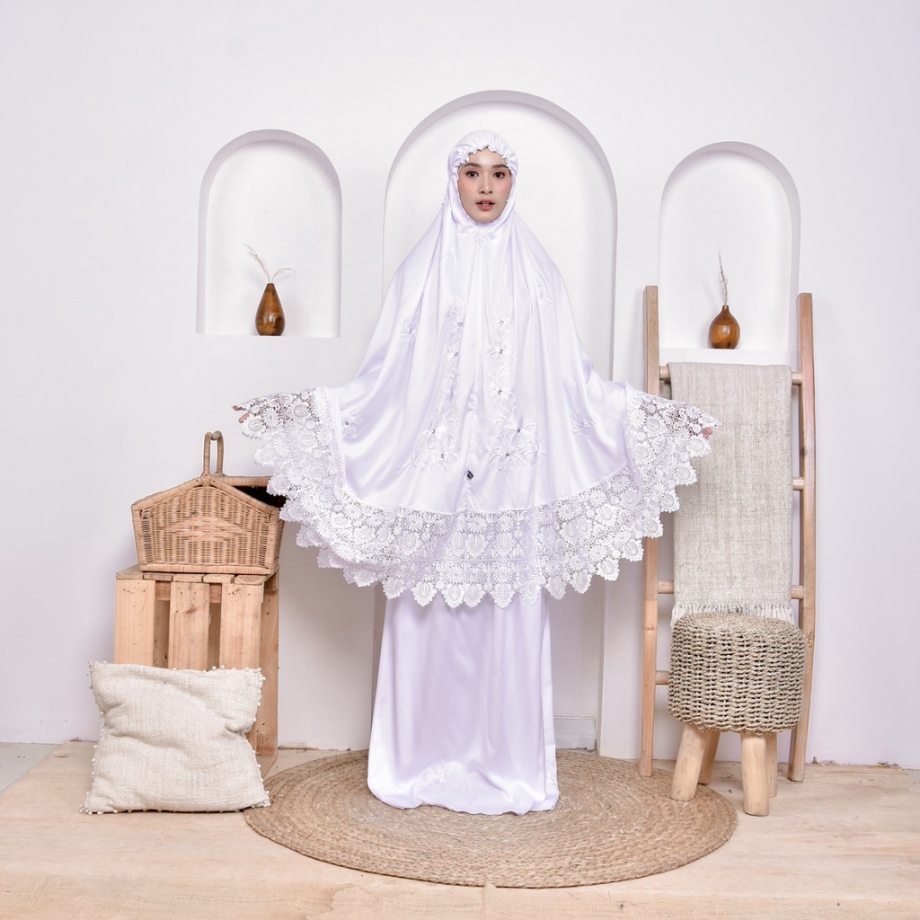 Mukena Wanita Putih