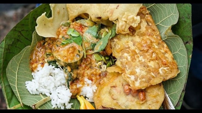 Kalori Nasi Pecel