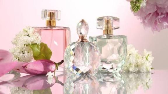 Parfum Wanita Tahan Lama