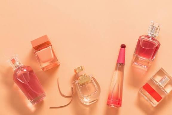 Parfum Wanita Paling Wangi