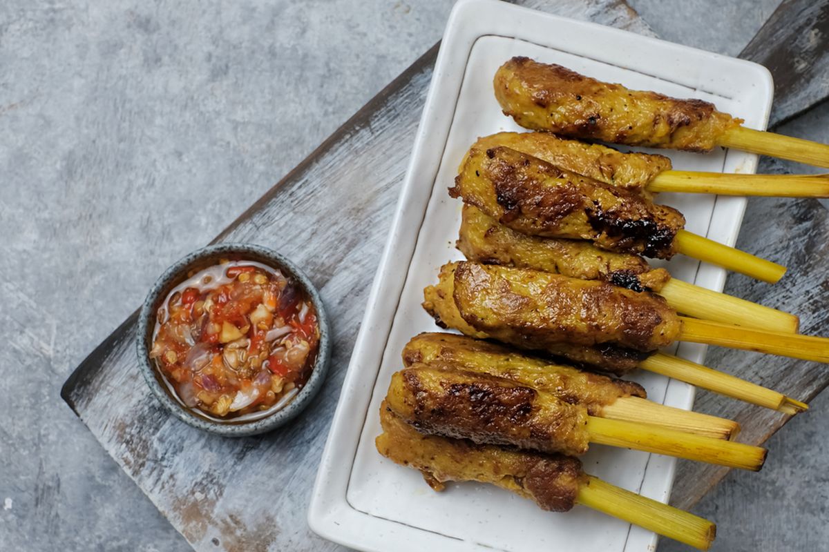 Sate lilit terbuat dari