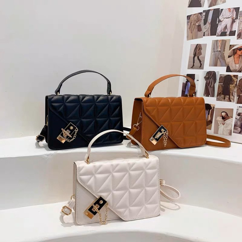 Tas Selempang Wanita