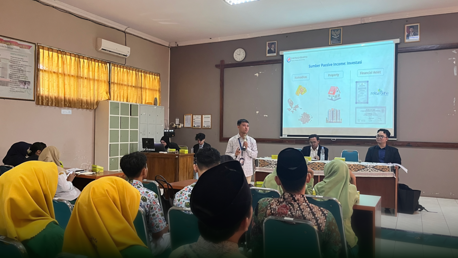 Belajar Bisnis Online di FEB UNISNU Jepara