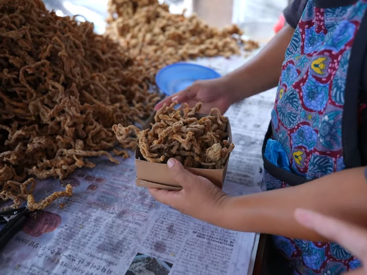 Usus Crispy Terdekat
